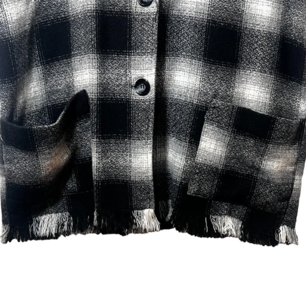 Vintage‎ Men’s Stefano International Black and White checkered vest with raw hem